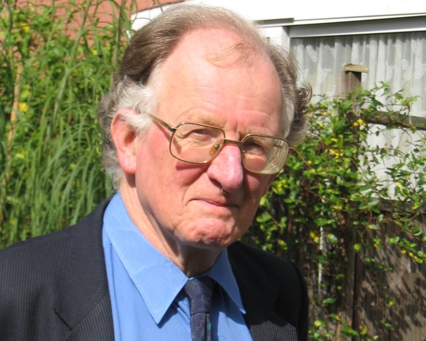 Dr Martin Wright