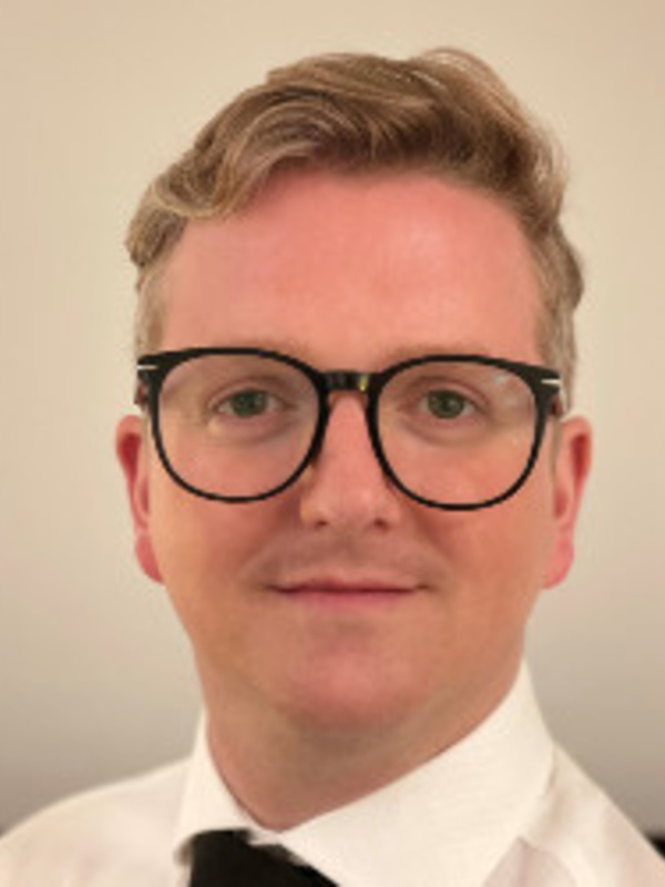  Bradley Read